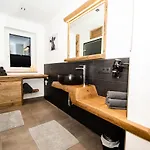 Kitz Juwel 4 Apartamento *
